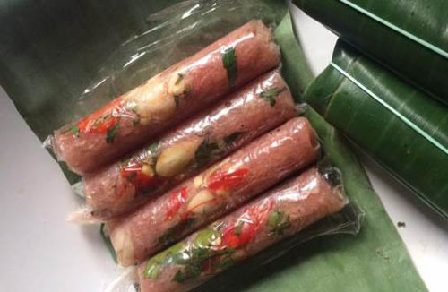 Mồi câu cá trê từ nem chua
