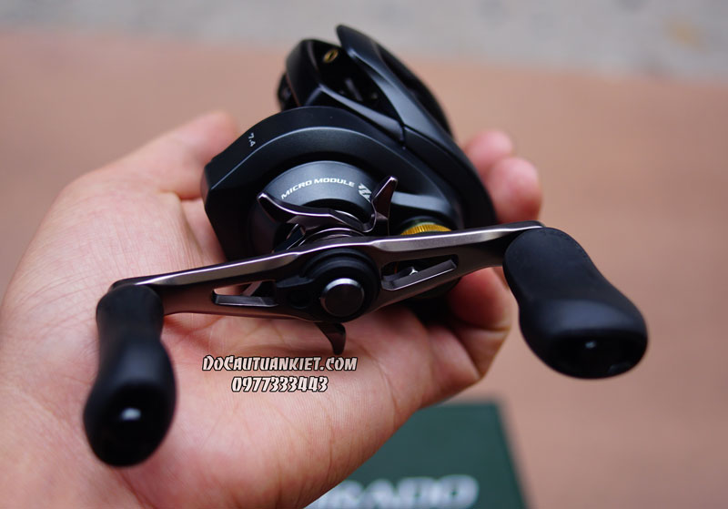 Shimano-Curado-201HG-05