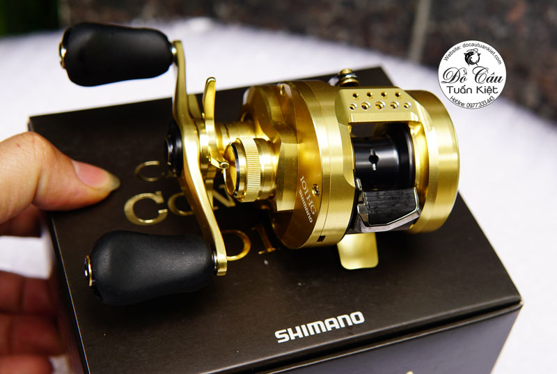Máy câu Shimano Calcutta Conquest 2021