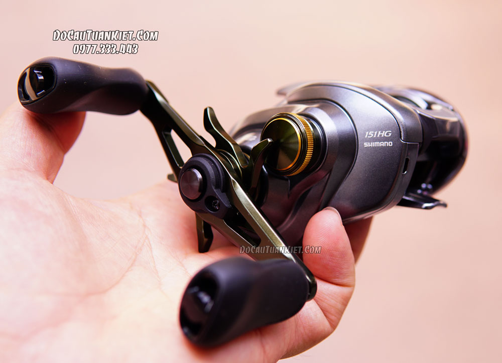 Shimano-Curado-Dc-151Hg