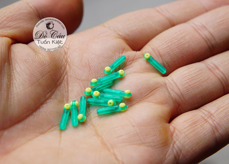 Ch&acirc;n cắm phao silicon, ch&acirc;n chạy
