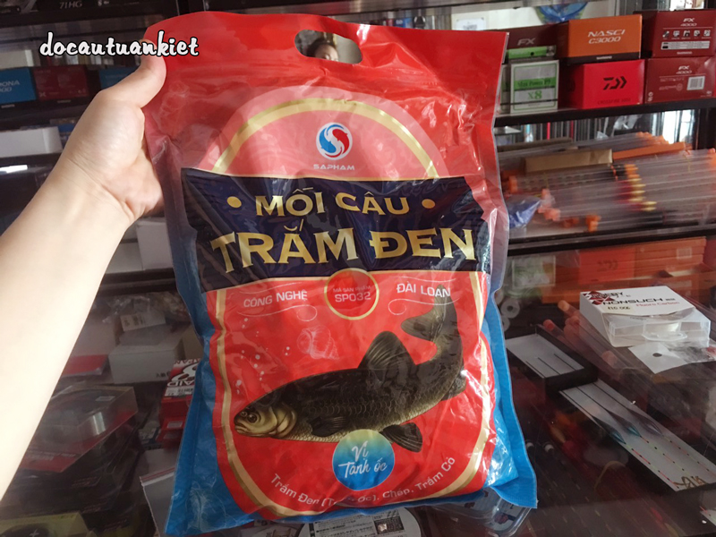 mồi trắm đen
